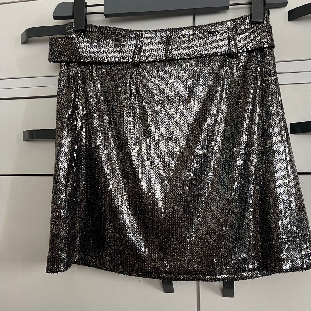 Network Black Polyester Garment - image 2